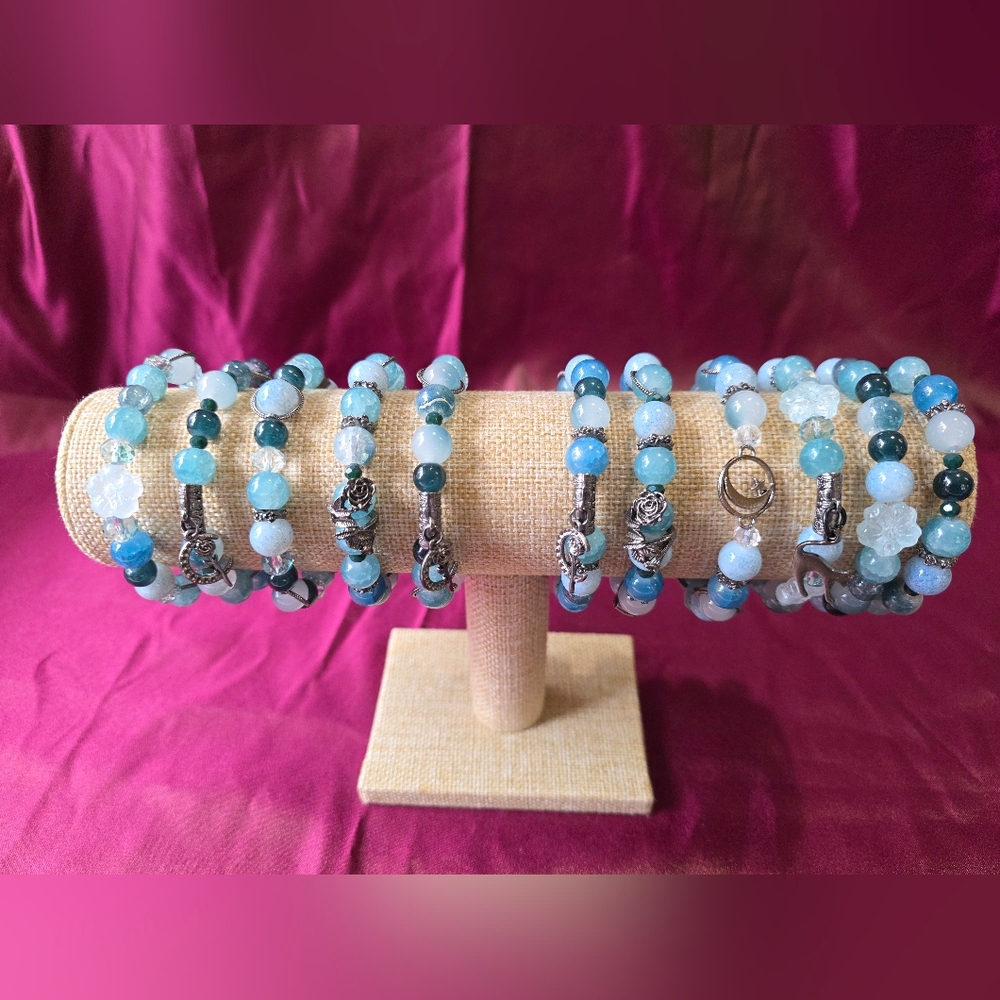 One Beautiful Teal And Blue Glass Beaded Bracelet